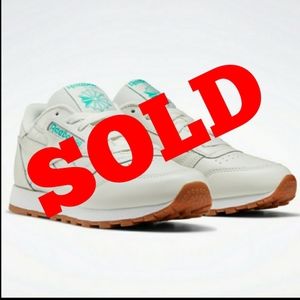 Reebok Classic Leather Women's Running Shoe